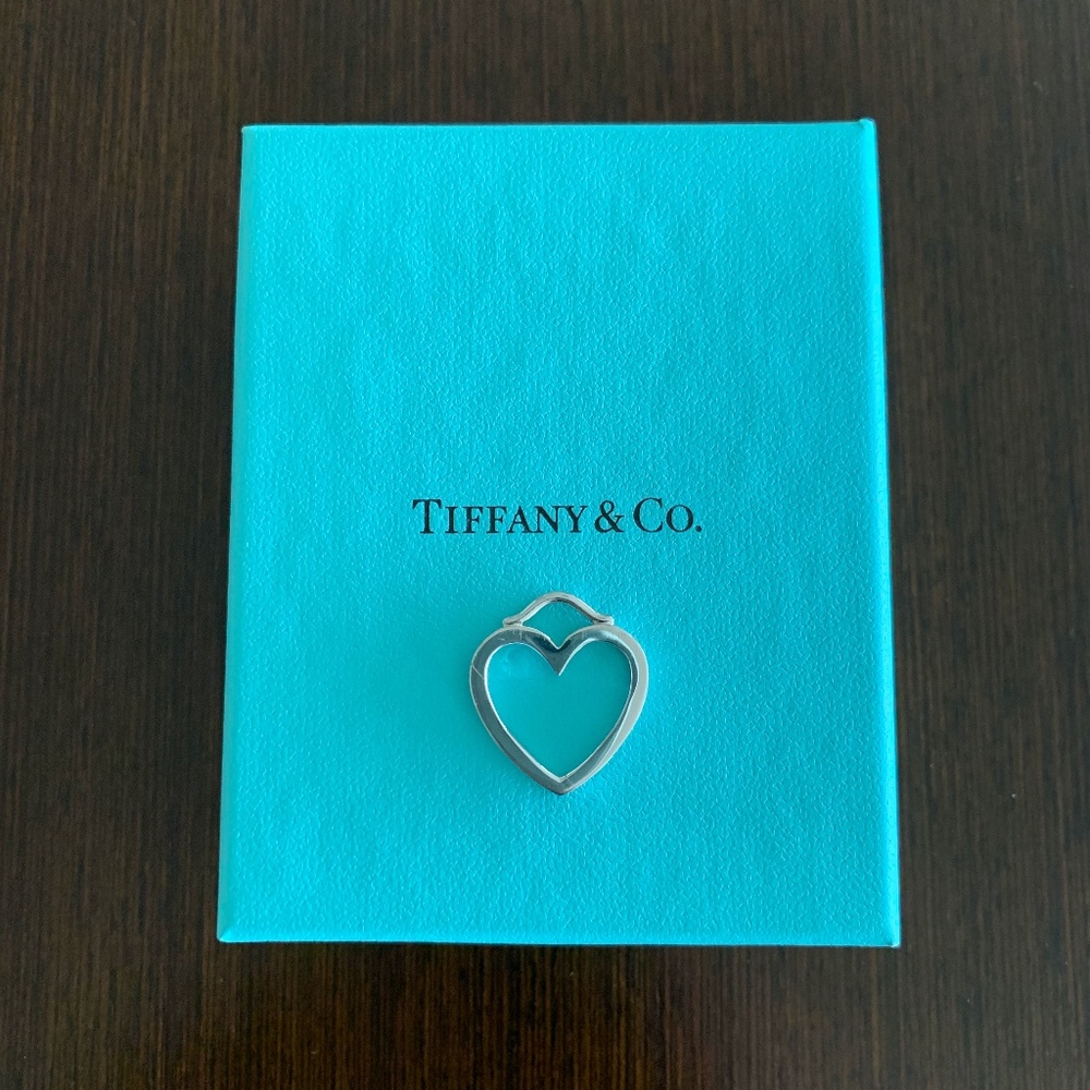 New Tiffany White Gold Large Open Heart Pendant